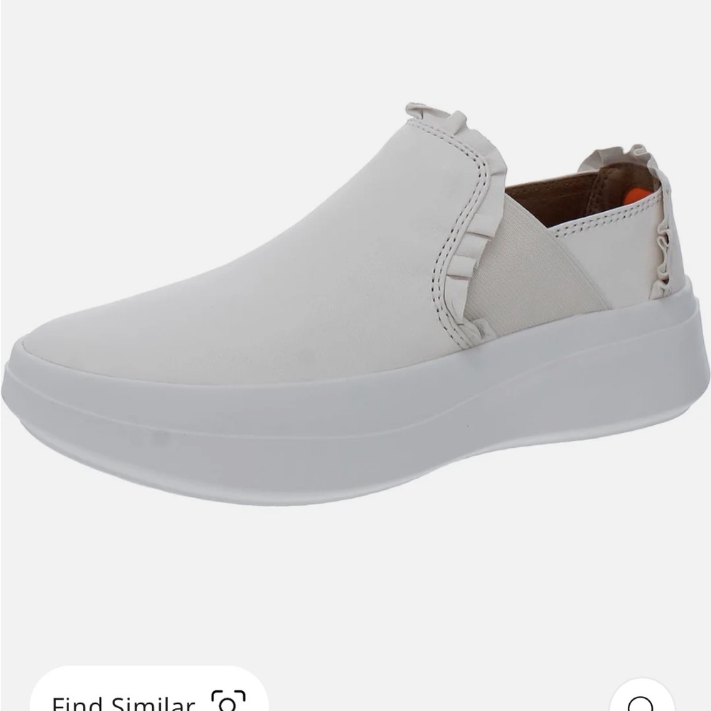 Ruffled Cream Colored Extremely Comfortable Flats. - image 1